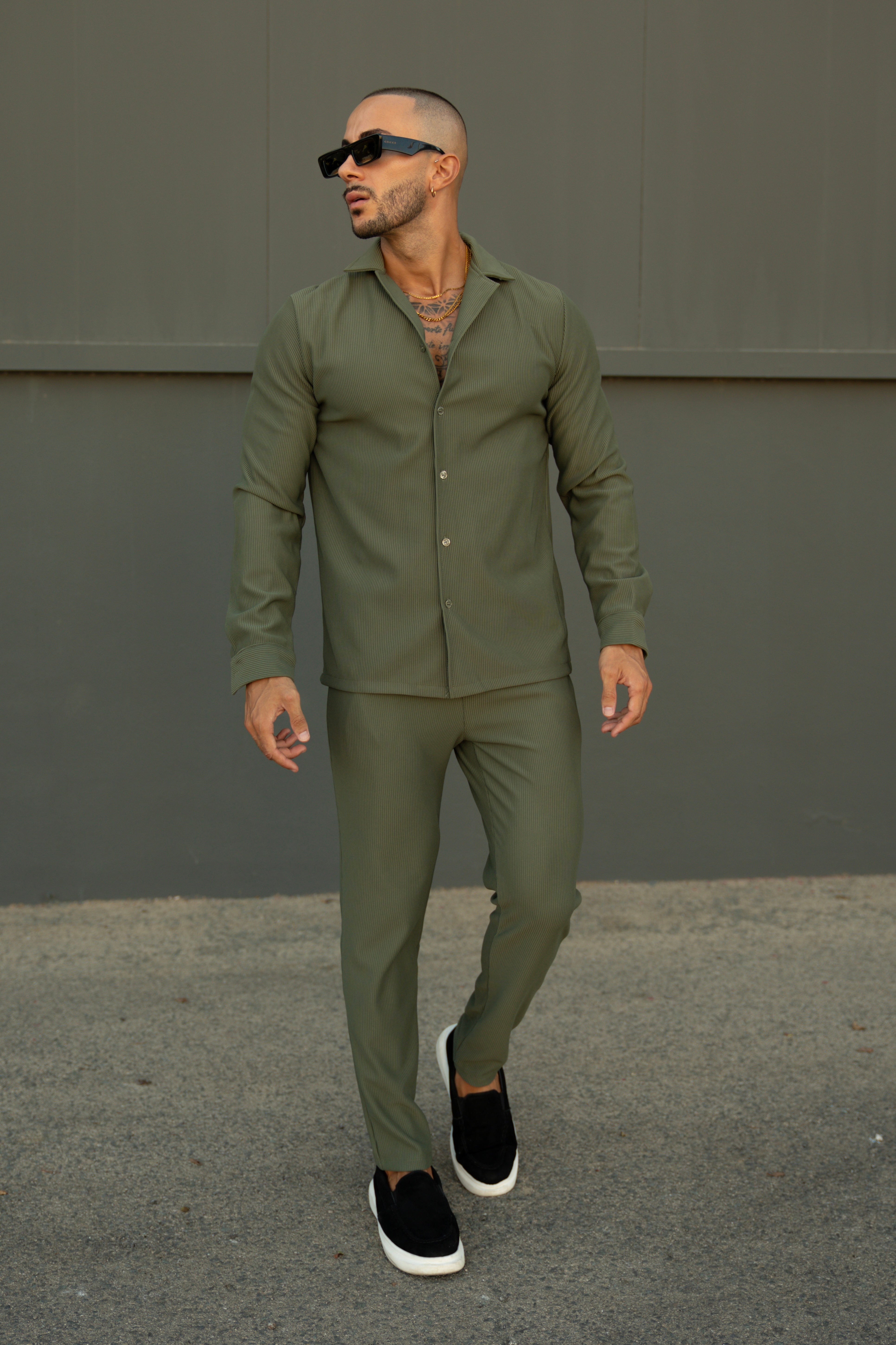 Marba Set: Shirt and Trousers – Green