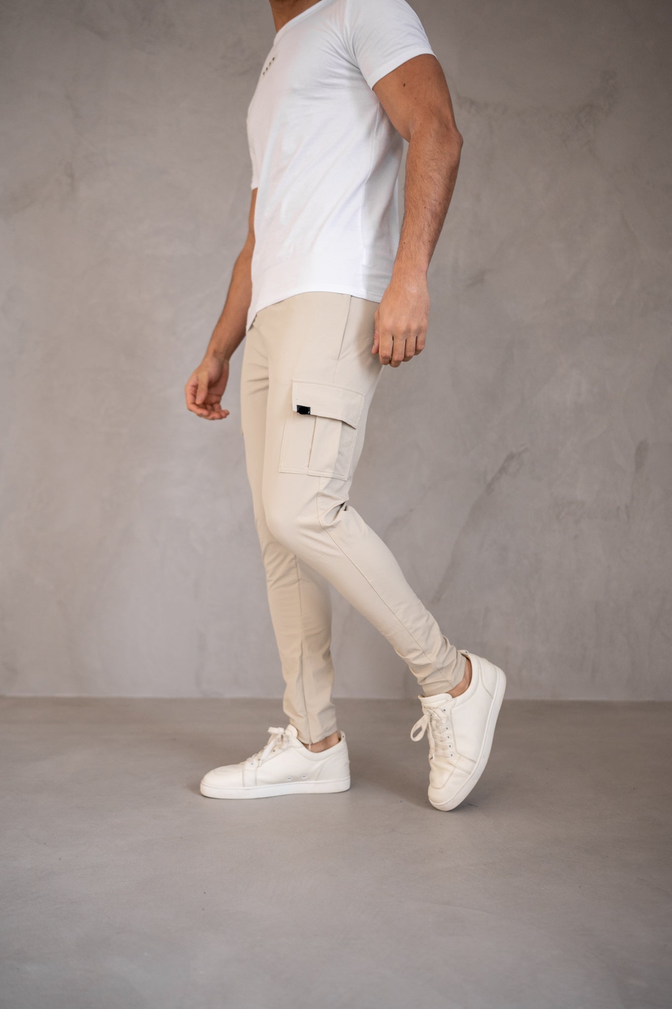 CARGO TROUSERS- Beige