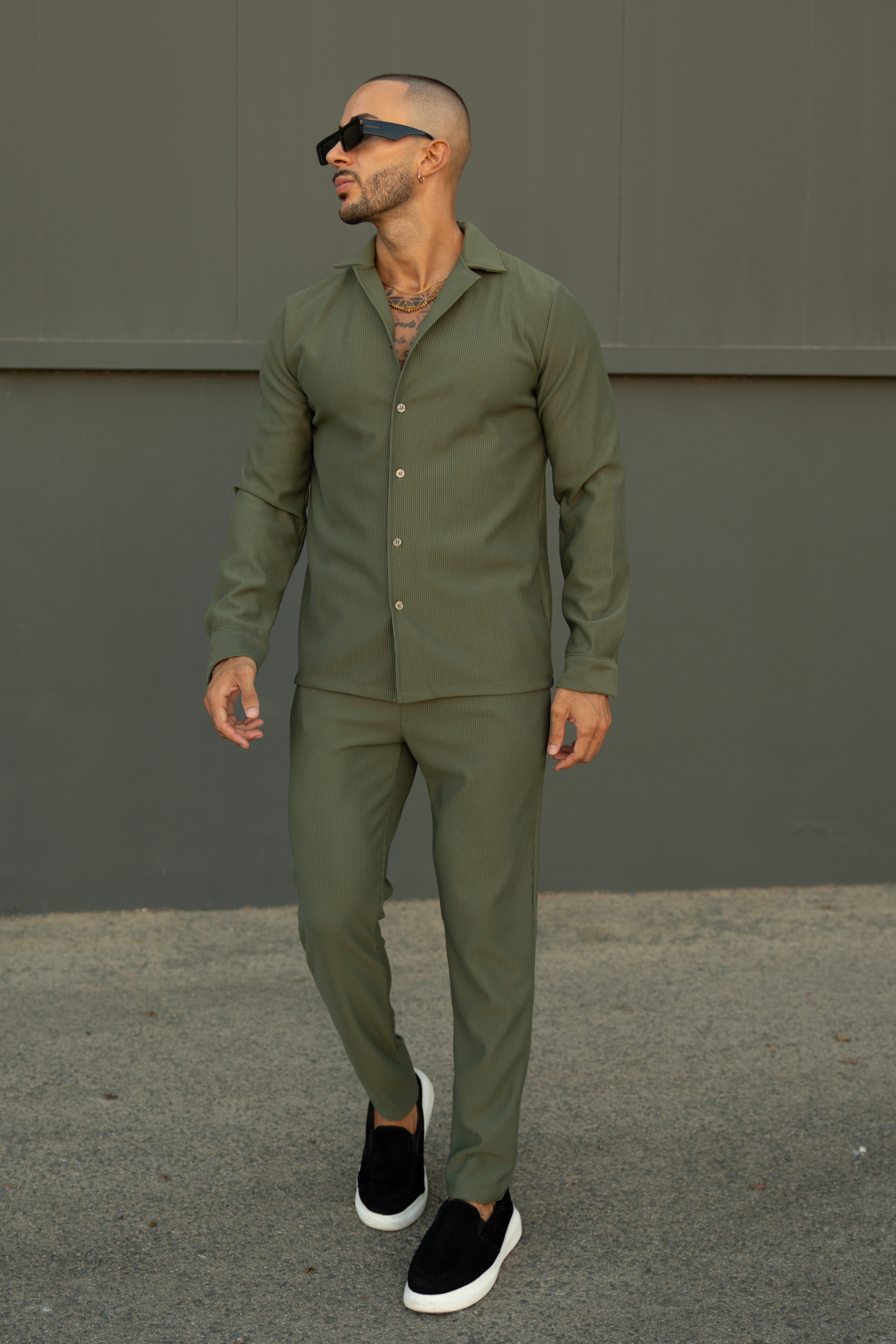 Marba Set: Shirt and Trousers – Green